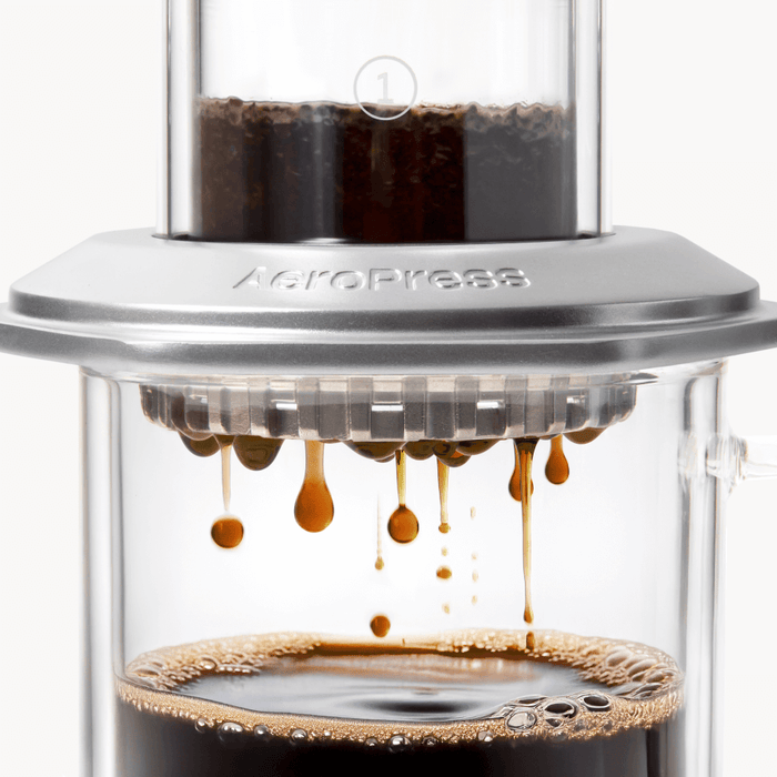 AeroPress Premium in Silber
